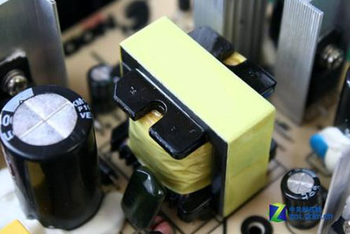 開(kāi)關(guān)電源變壓器和線性電源變壓器的區(qū)別